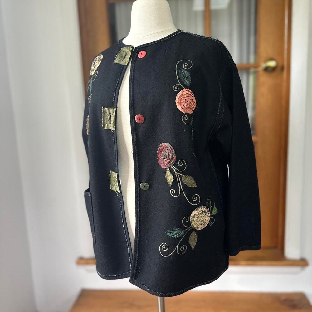 Vintage eclectic cottage core floral embroidery jacket Size L/XL